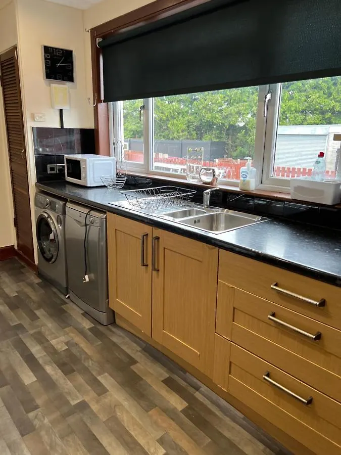 Holiday home 4 Bed Bungalow Near Airport Edinburgh United Kingdom